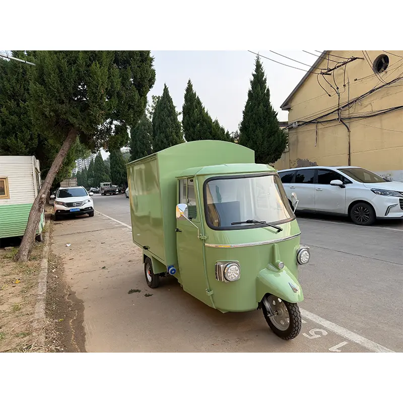Piaggio Ape Soghluaiste Prosecco agus Barra Fíona